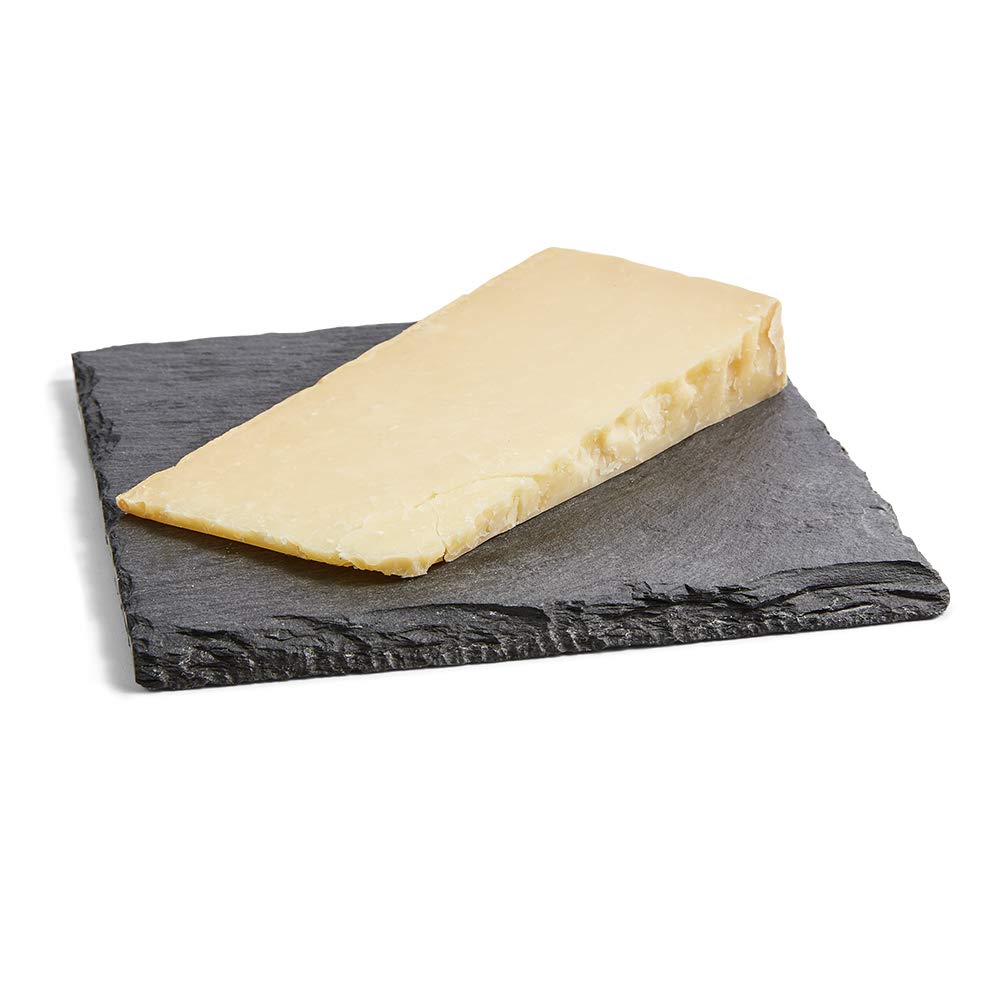 Cabot Clothbound Cheddar (Hard, Creamy, Nutty)